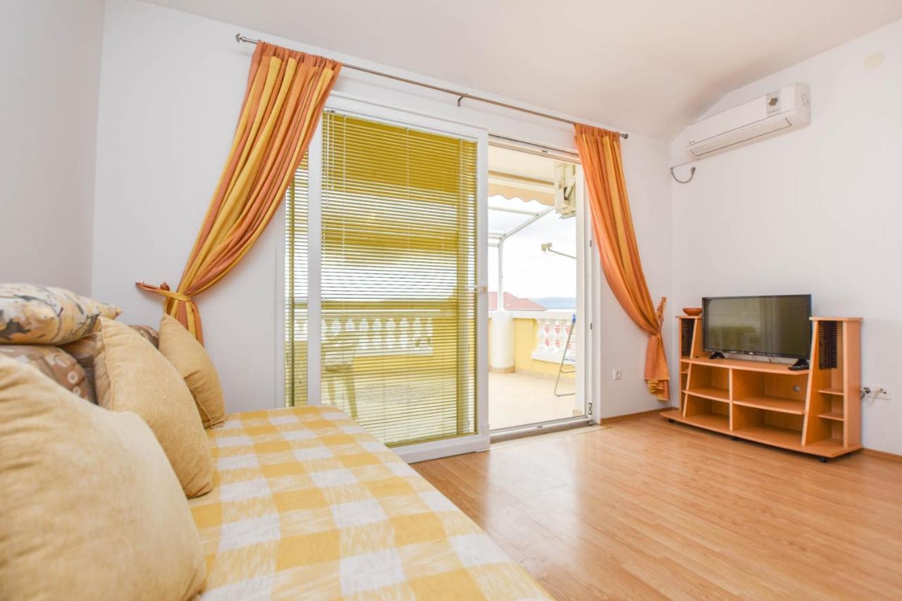 Apartments Dandelion Biograd Na Moru Eksteriør bilde