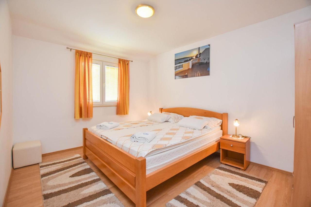 Apartments Dandelion Biograd Na Moru Eksteriør bilde