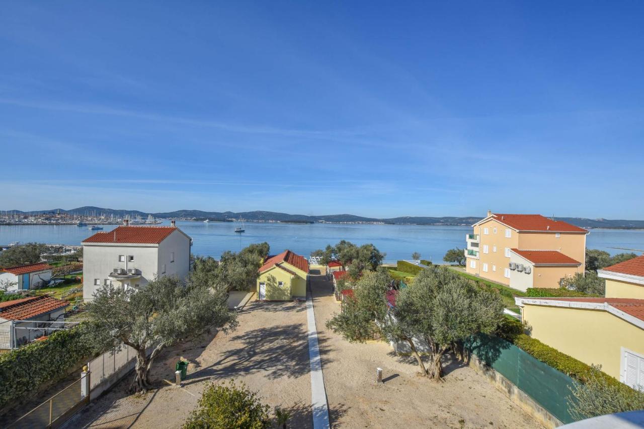Apartments Dandelion Biograd Na Moru Eksteriør bilde
